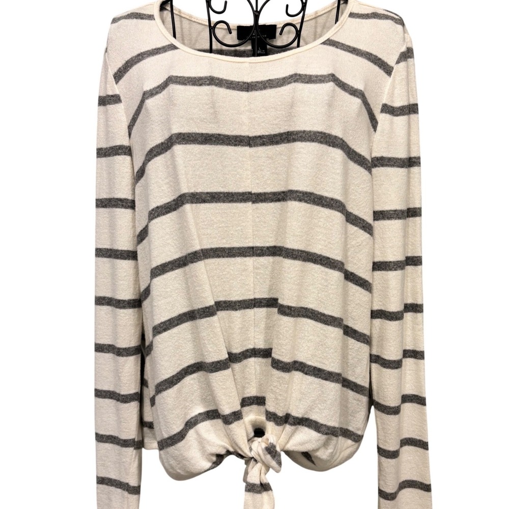 I.N. San Francisco Ivory Grey Striped Tie Front Long Sleeve Top Size‎ L